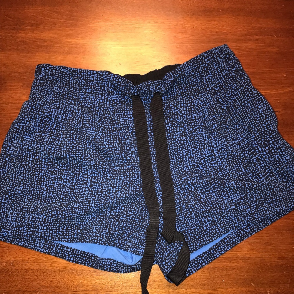 Women’s lululemon short